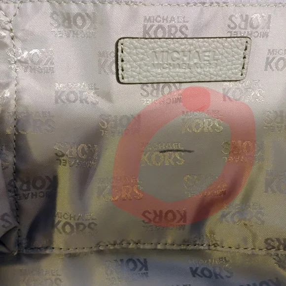 Michael Kors Light Gray Tote with Tassel and Wallet - Picture 5 of 15